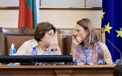 След скандала с "покупката" на депутати от ИТН - реакции и коментари