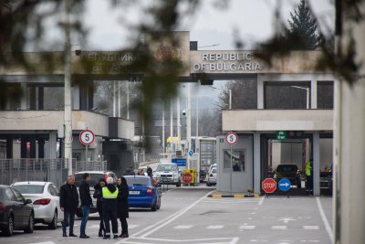 В първия почивен ден: Засилен трафик към Банско и Гърция