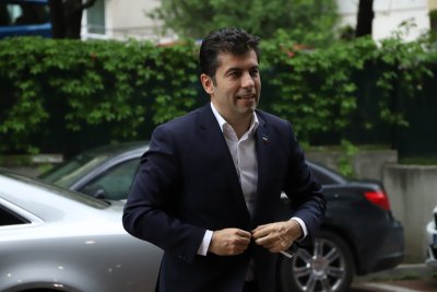 Кирил Петков е с охрана, потвърдиха от "Продължаваме промяната"
