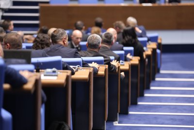 Депутатите разглеждат промените в Закона за лекарствата