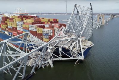 Открита е черната кутия на кораба, който се вряза в мост в Балтимор
