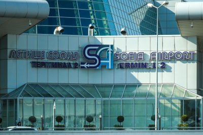 Протест на служители на летище София заради ниски заплати