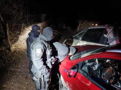 Заловиха автокрадец от Перник след гонка с полицията на АМ "Струма"