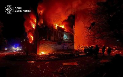 Вълна от руски удари в Украйна - най-малко 14 са убити и десетки са ранени