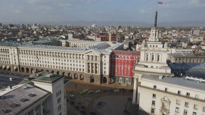 МС удължи програмата за подпомагане на украинските бежанци в България