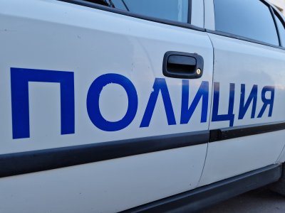 Престрелка и ранен рецидивист след полицейска гонка в Пазарджик