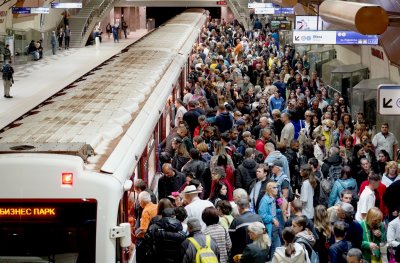 Метрото се задъхва: Остава ли София без транспорт и през уикенда?