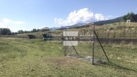 Има ли виновни за инцидента, при който футболна врата падна върху дете