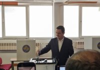 Парламентарните избори в Косово - партията на премиера Албин Курти води в надпреварата