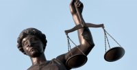 Пуснаха под гаранция от 1000 лв. директорката на 37-о училище в София, задържана за подкуп