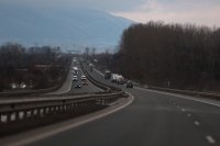 Спешни мерки: Намаляват на 130 км/ч максималната скорост по магистралите у нас