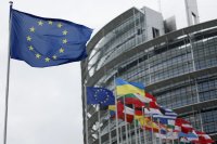 ЕС готви "план Б" за санкциите срещу Русия, ако Тръмп предприеме курс на сближаване с Москва