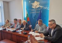 МЗ предоставя безплатни тестове за рак на дебелото черво и маточната шийка