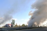 Автомобил се запали на АМ "Тракия" при 10 км