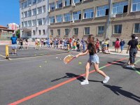 Фондация "Григор Димитров" организира открит урок по тенис в училище в Хасково