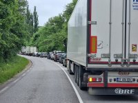 Пуснаха тировете през прохода "Петрохан" в определени дни и часове