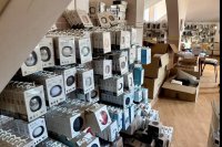 ГДБОП разби група за данъчни измами - продавали мобилни телефони и техника